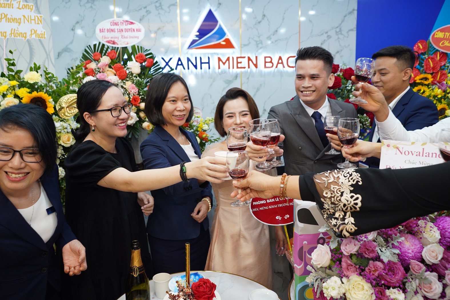 Đất Xanh Miền Bắc khai trương văn phòng Sàn Nam Hà Nội