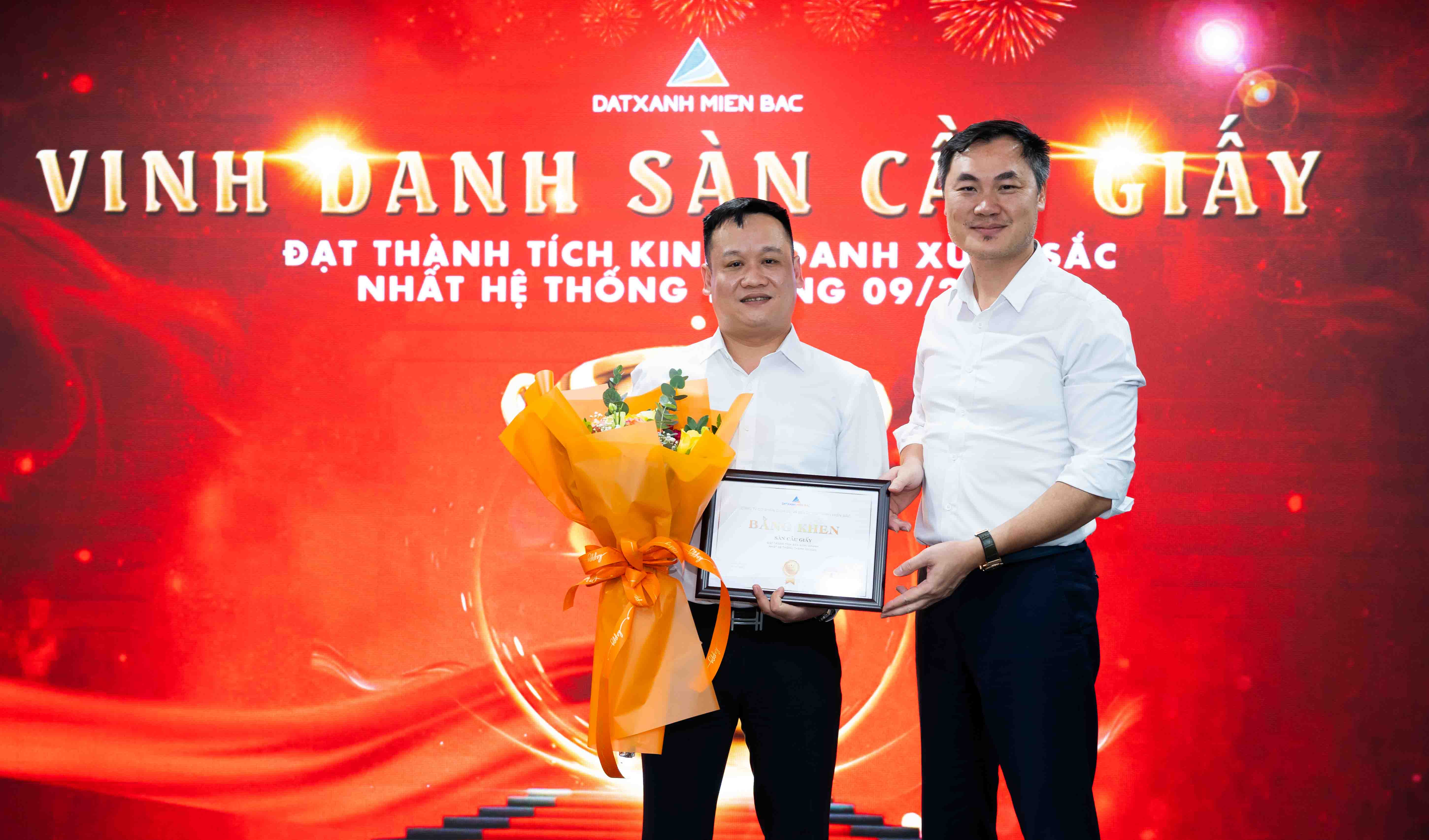 Vinh danh sàn, đội nhóm kinh doanh xuất sắc tháng 9/ 2022 - hệ thống Đất Xanh Miền Bắc