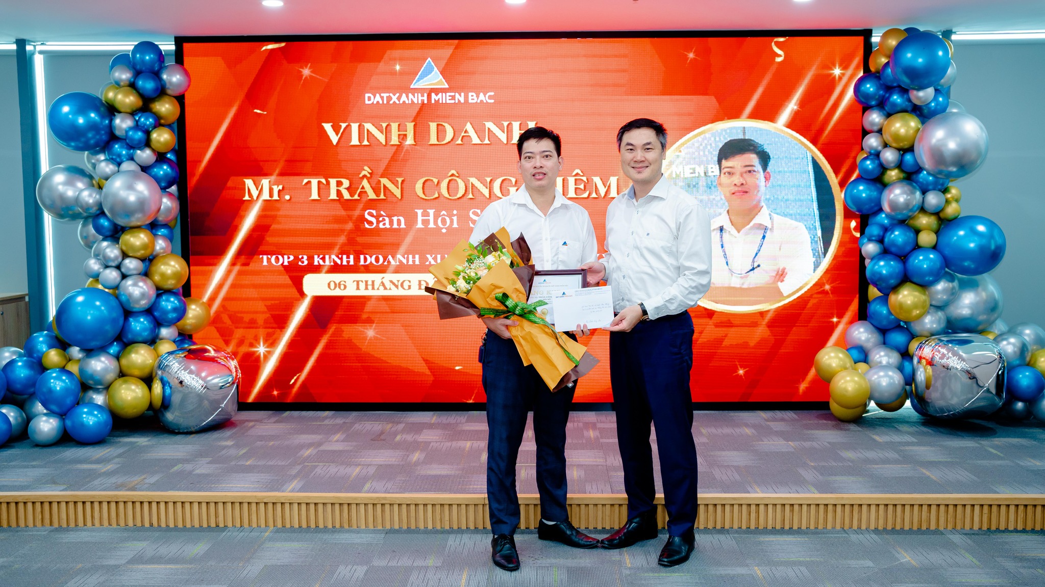 Vinh danh sàn, đội nhóm kinh doanh xuất sắc nhất 6 tháng đầu năm 2023 – hệ thống Đất Xanh Miền Bắc